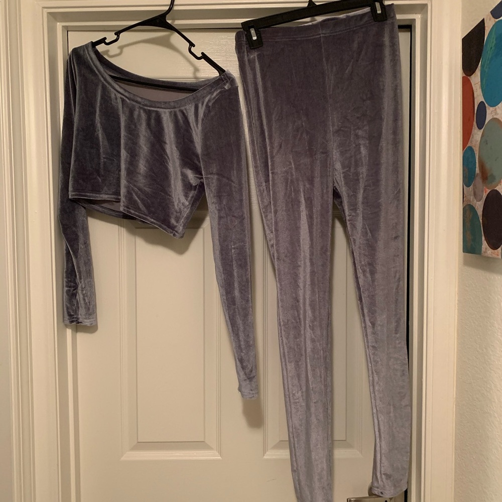 Grey set